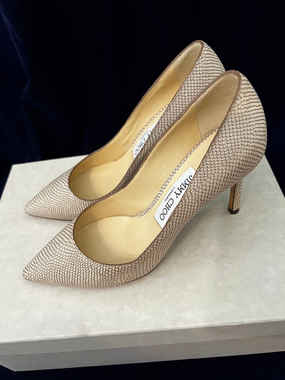Jimmy Choo Romy 85 nude heels sz 35